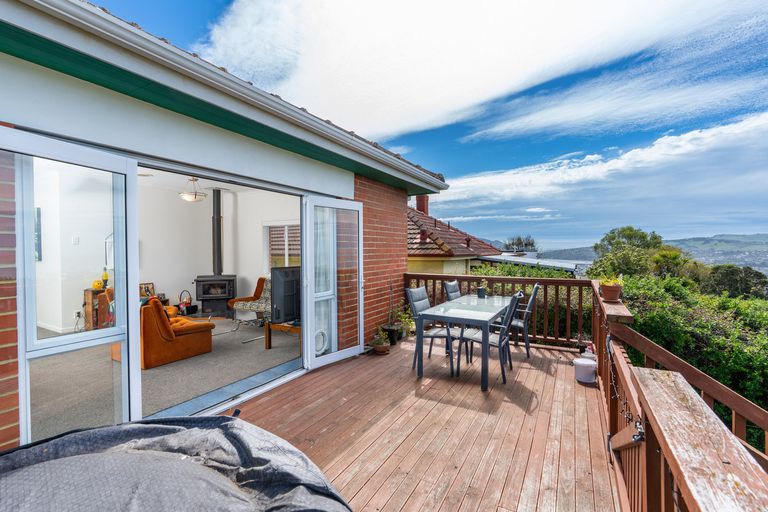 Photo of property in 79 Middleton Road, Kew, Dunedin, 9012