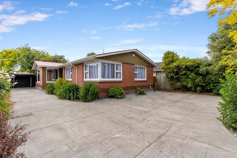 Photo of property in 49 Shirley Road, Shirley, Christchurch, 8013
