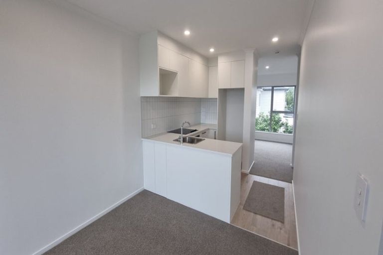Photo of property in 57 Ngae Place, Mangere East, Auckland, 2024
