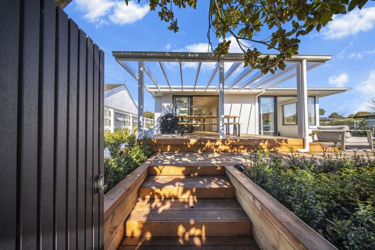 Photo of property in 23 Birkenhead Street, Avonhead, Christchurch, 8042