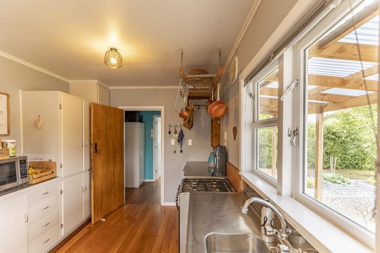 Photo of property in 22 Ross Street, Otane, 4202