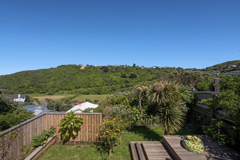 Photo of property in 14 View Road, Houghton Bay, Wellington, 6023