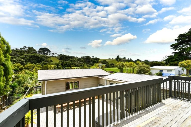Photo of property in 27 Bethells Road, Waitakere, Auckland, 0816