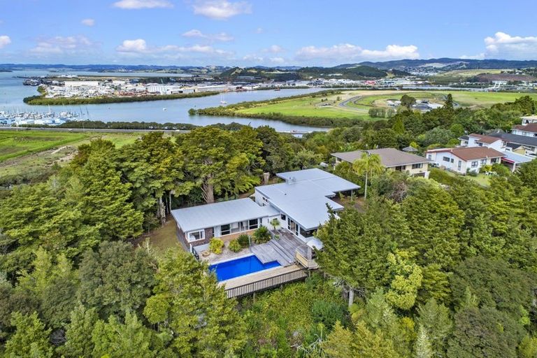 Photo of property in 55 Eureka Place, Parahaki, Whangarei, 0112
