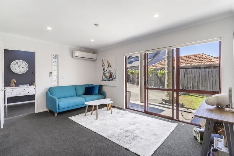 Photo of property in 43 Cockle Bay Road, Cockle Bay, Auckland, 2014