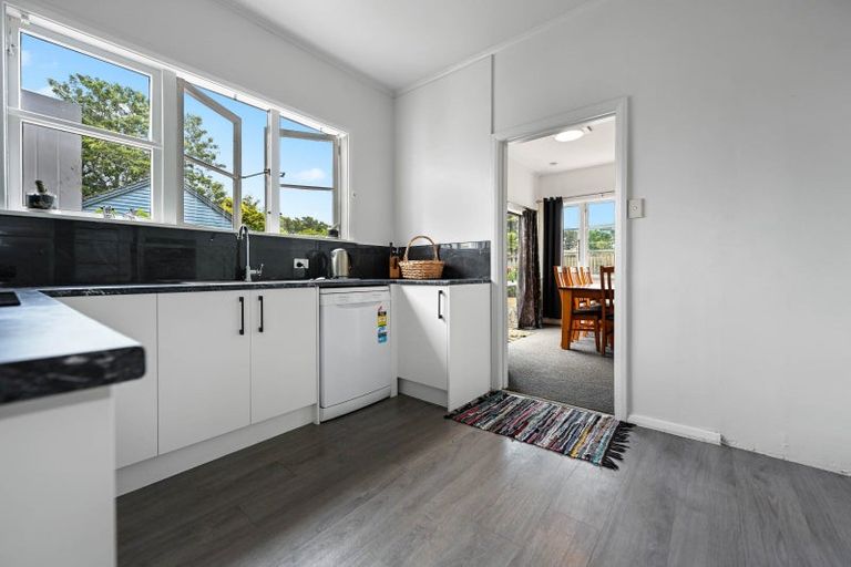 Photo of property in 25b Kiwi Avenue, Forest Lake, Hamilton, 3200