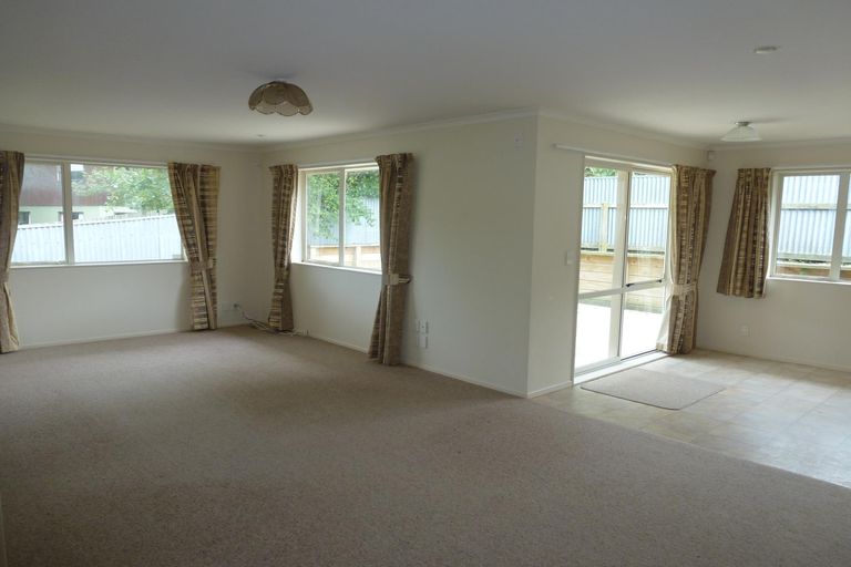 Photo of property in 5a Ascot Street, Hokowhitu, Palmerston North, 4410