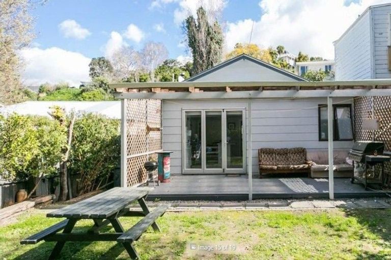 Photo of property in 61 Milton Road, Bluff Hill, Napier, 4110
