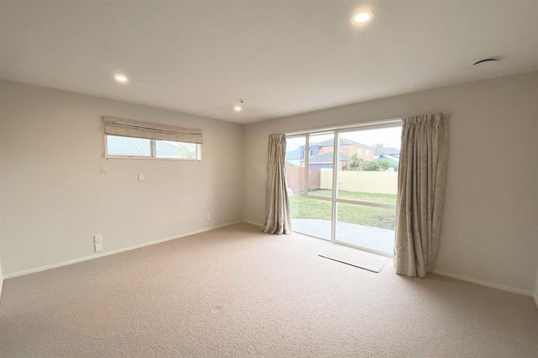 Photo of property in 17 Cockle Lane, Waimairi Beach, Christchurch, 8083