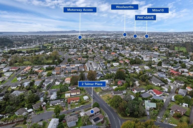 Photo of property in 2 Talmar Place, Massey, Auckland, 0614
