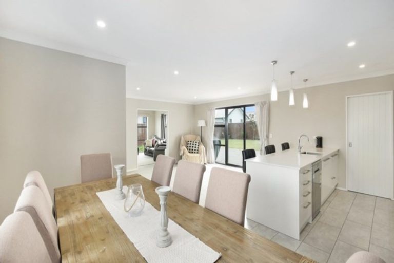 Photo of property in 16 Bellbird Place, Rolleston, 7614