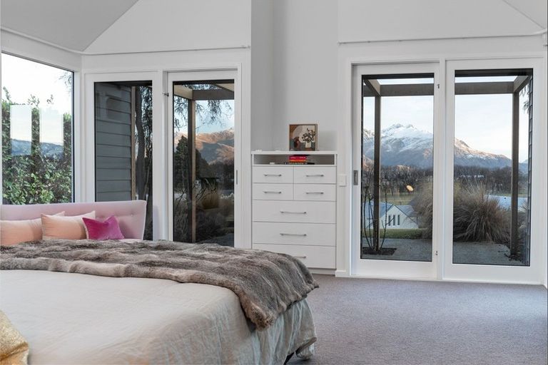 Photo of property in Millbrook Resort, 13 Malaghans Ridge, Arrowtown, 9371