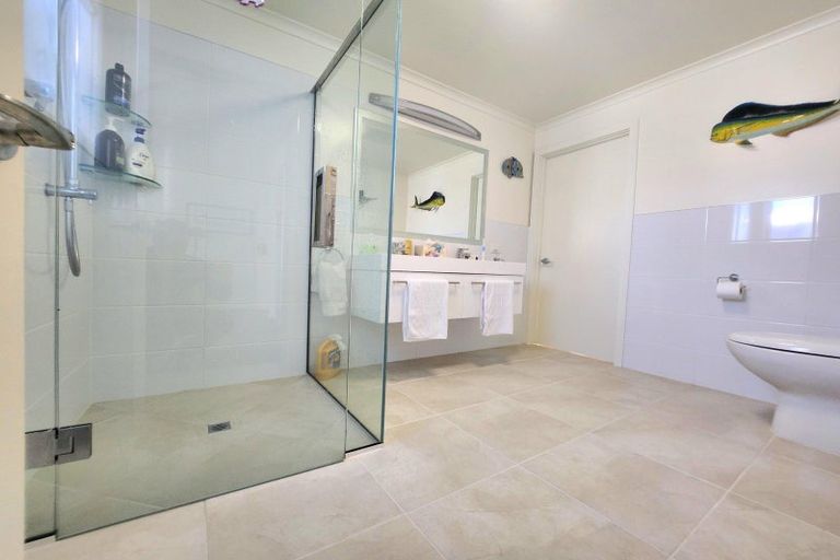 Photo of property in 166 Haven Street, Moeraki, 9482