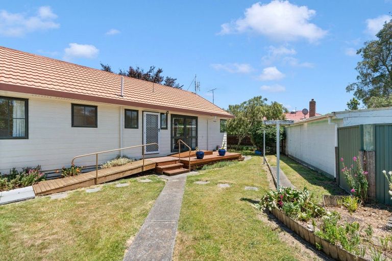Photo of property in 9 Venice Street, Martinborough, 5711