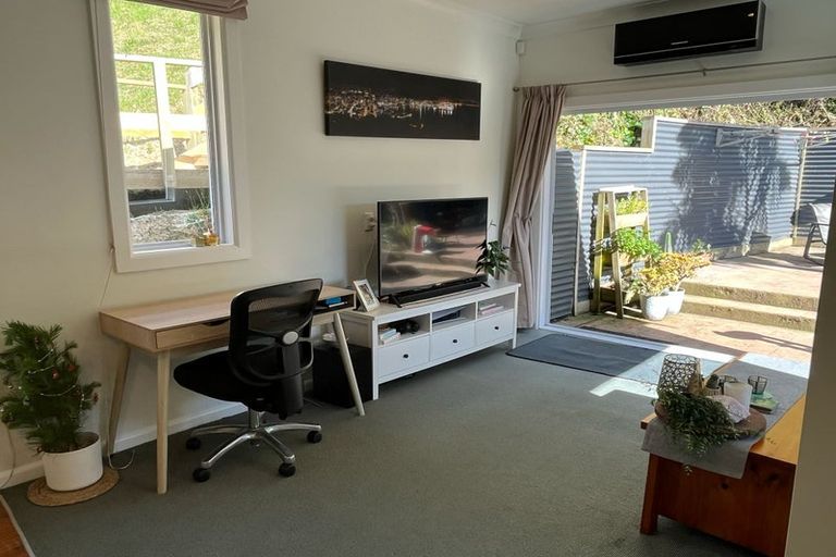 Photo of property in 1/44 Ribble Street, Island Bay, Wellington, 6023