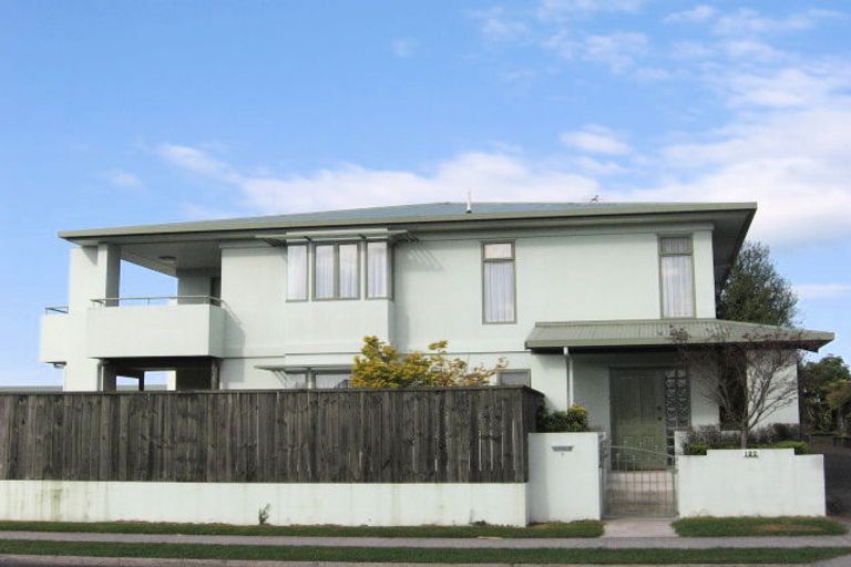 Photo of property in 122 Ranolf Street, Glenholme, Rotorua, 3010