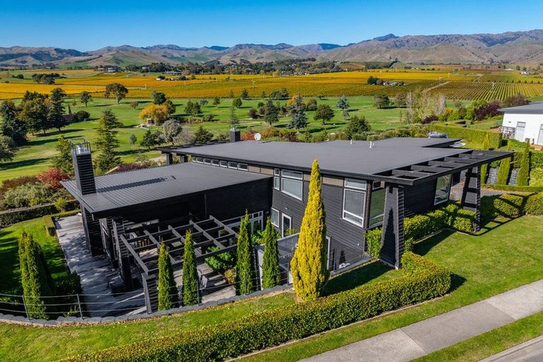 Photo of property in 105 Marlborough Ridge Drive, Fairhall, Blenheim, 7272