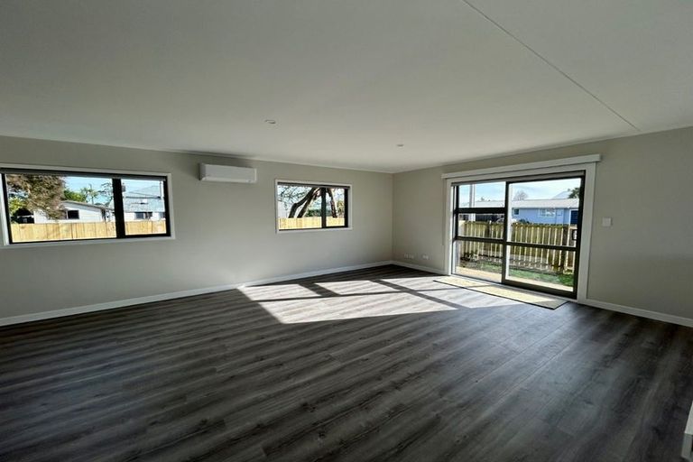 Photo of property in 22-24 Bentham Street, Westport, 7825