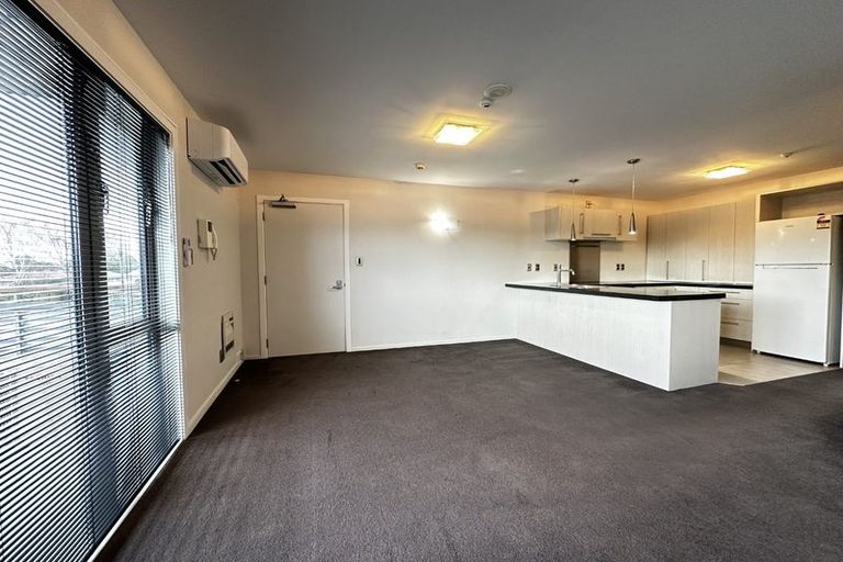Photo of property in 5/12 Hutcheson Street, Sydenham, Christchurch, 8023