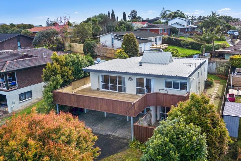 Photo of property in 6 Culver Terrace, Howick, Auckland, 2014
