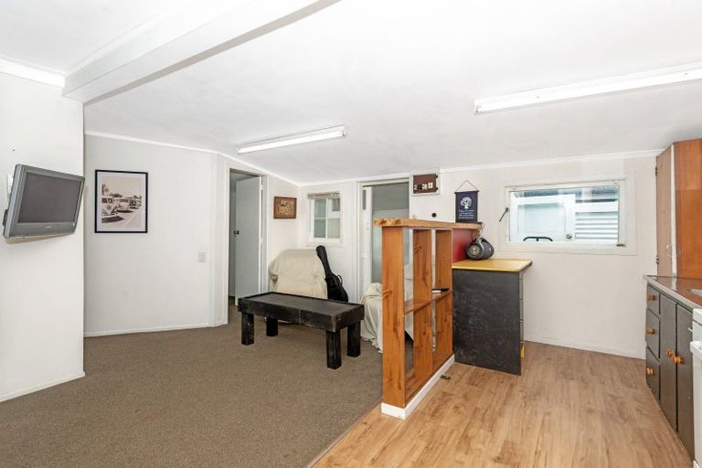 Photo of property in 64 Awapuni Road, Awapuni, Gisborne, 4010