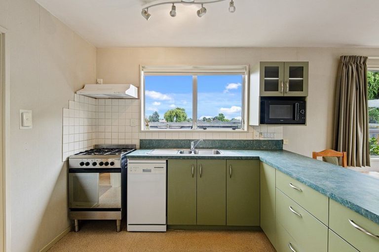 Photo of property in 2/7 Fir Tree Lane, Aranui, Christchurch, 8061