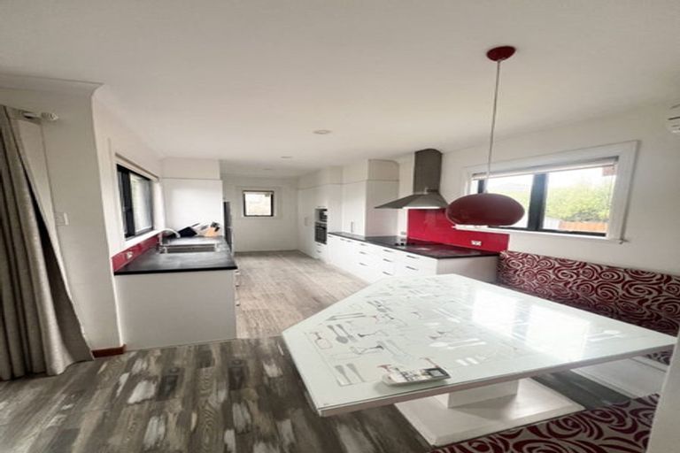 Photo of property in 16 Piko Crescent, Riccarton, Christchurch, 8041