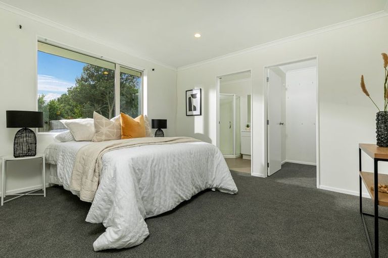 Photo of property in 9 Bonny Crescent, Massey, Auckland, 0614