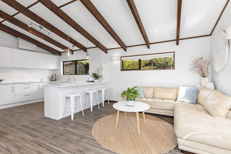 Photo of property in 2/19 Oban Road, Browns Bay, Auckland, 0630