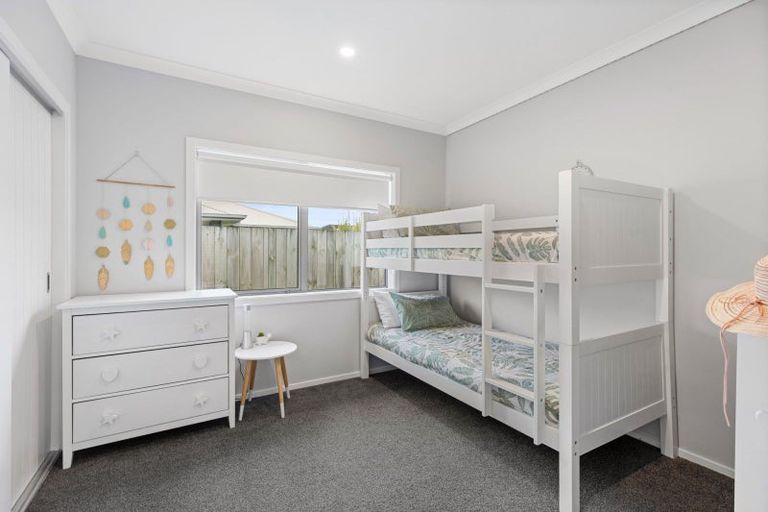 Photo of property in 16 Raiha Street, Papamoa Beach, Papamoa, 3118