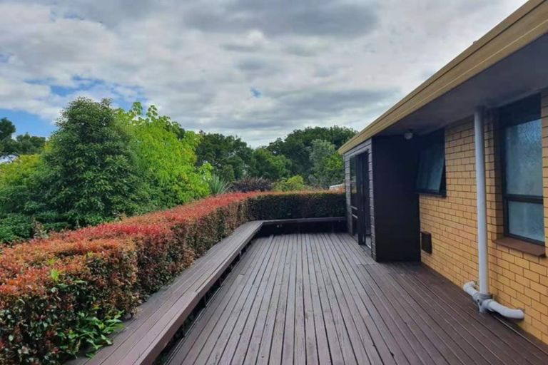 Photo of property in 33 Derrimore Heights, Clover Park, Auckland, 2019