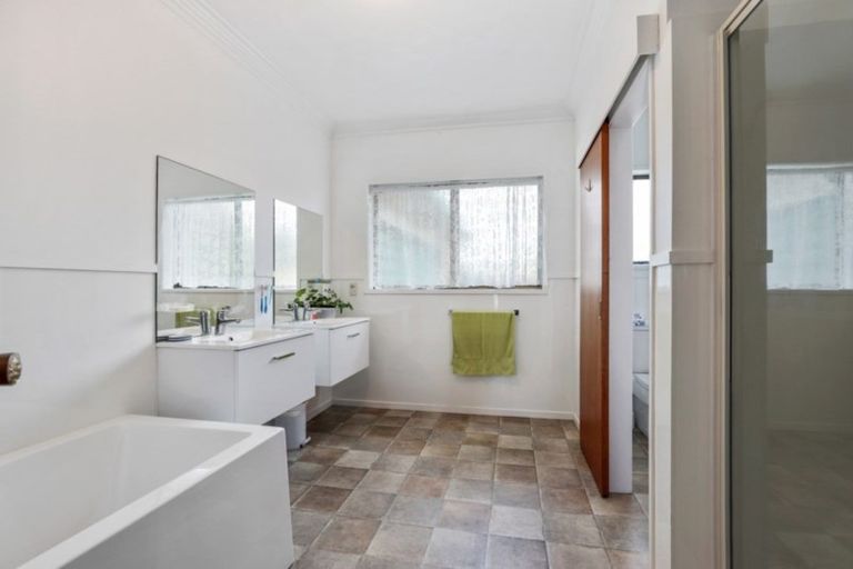 Photo of property in 65 Young Street, Morrinsville, 3300