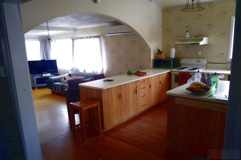 Photo of property in 43 Mckenzie Street, Taneatua, 3123