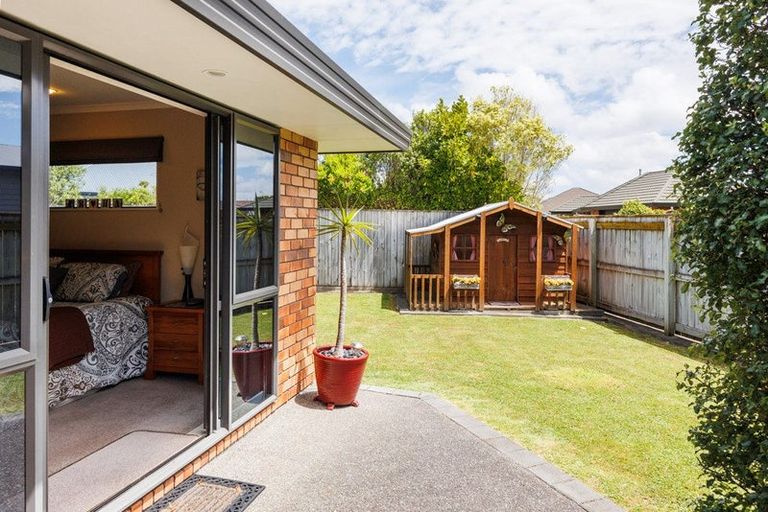 Photo of property in 36 Tennyson Avenue, Kelvin Grove, Palmerston North, 4414