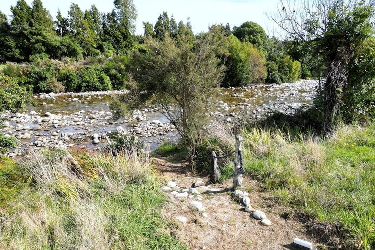 Photo of property in 916 Old Christchurch Road, Awatuna, Hokitika, 7882