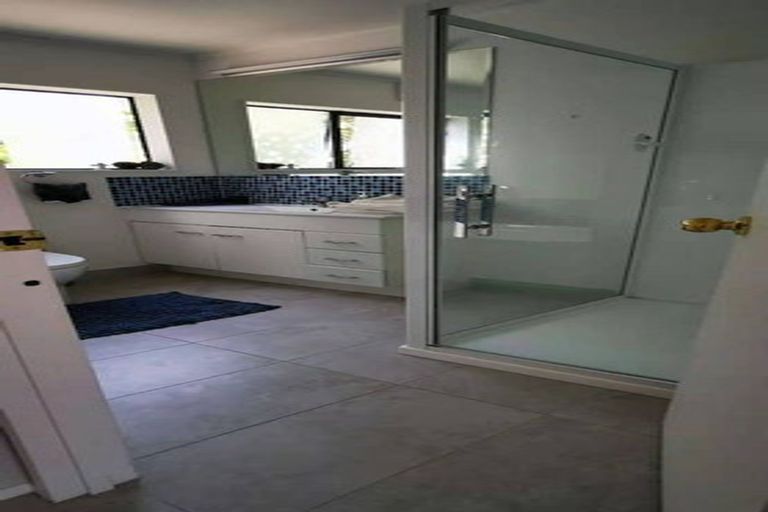 Photo of property in 15 Isherwood Place, Saint Johns, Auckland, 1072