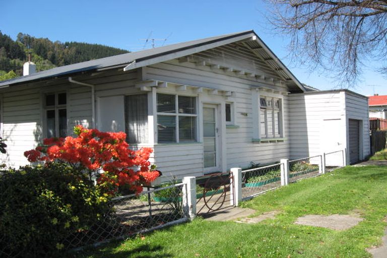 Photo of property in 7 Waimea Road, Nelson South, Nelson, 7010