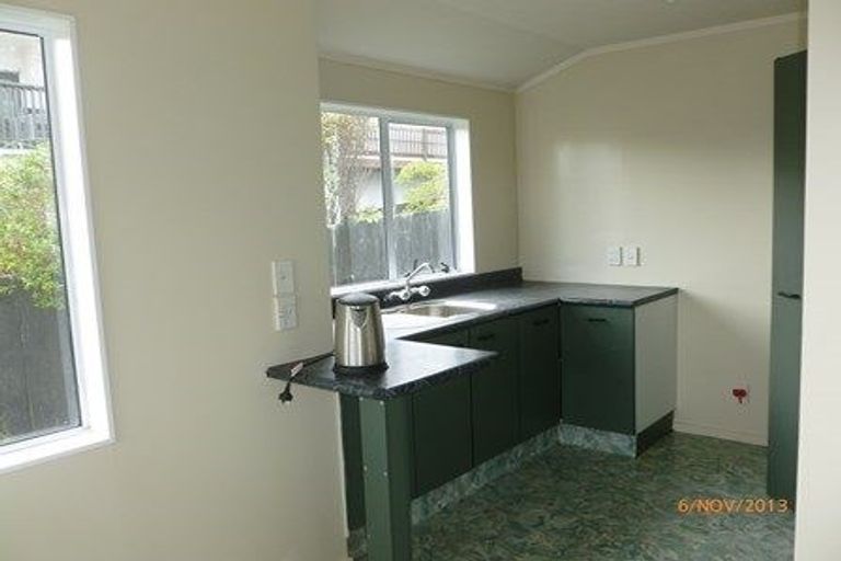 Photo of property in 37a Rose Street, Ranui, Porirua, 5024