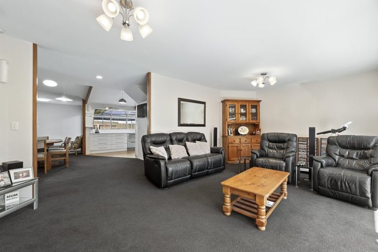 Photo of property in 11d Tawa Street, Inglewood, 4330