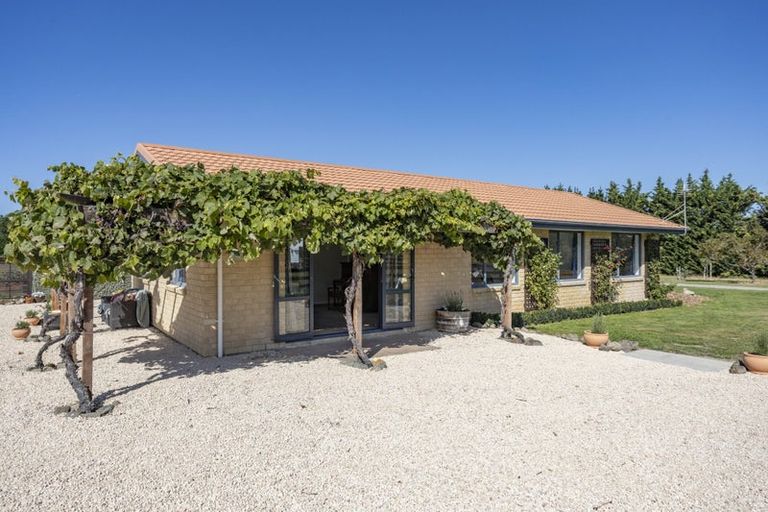 Photo of property in 206 Mount Brown Road, Glasnevin, Amberley, 7482