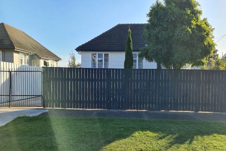 Photo of property in 21 Carlisle Street, Milson, Palmerston North, 4414