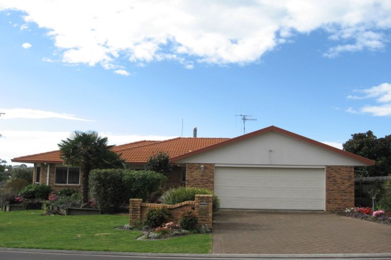 Photo of property in 29 Meadowviews Drive, Welcome Bay, Tauranga, 3112