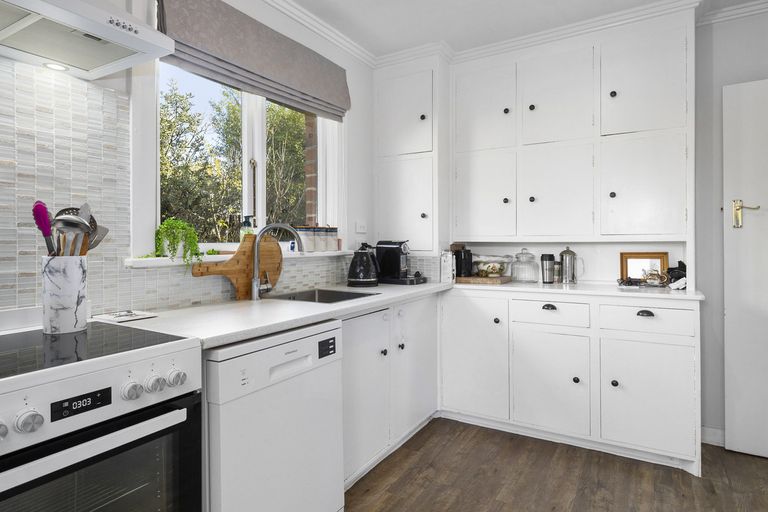 Photo of property in 98 Dunrobin Street, Waverley, Dunedin, 9013