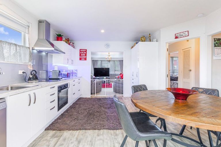 Photo of property in 44 Jillian Drive, Ranui, Auckland, 0612