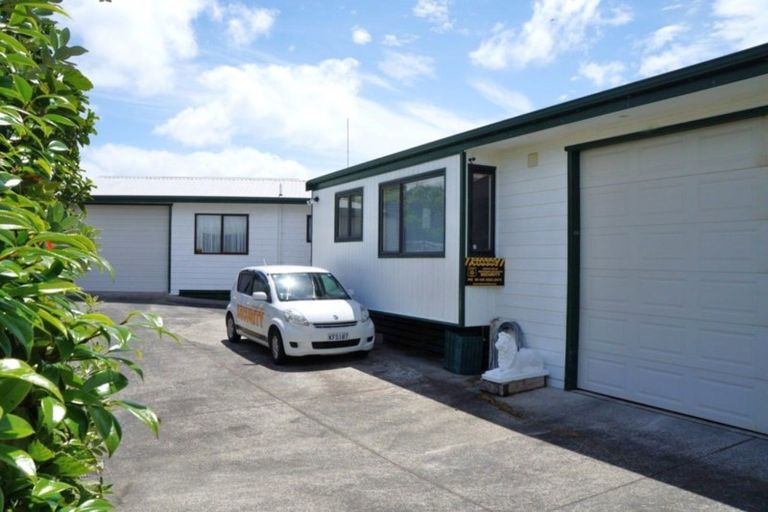 Photo of property in 286 One Tree Point Road, One Tree Point, 0118