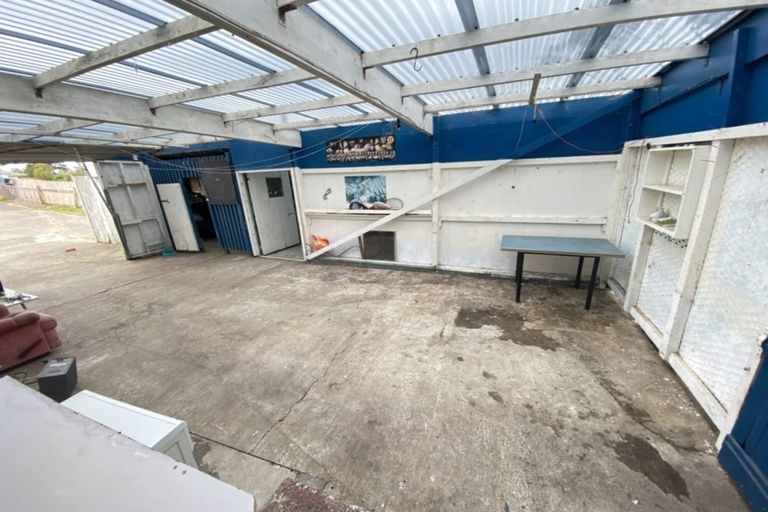 Photo of property in 42 West Coast Road, Te Kopuru, 0371