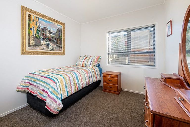 Photo of property in 1/7 Whitby Crescent, Mairangi Bay, Auckland, 0630