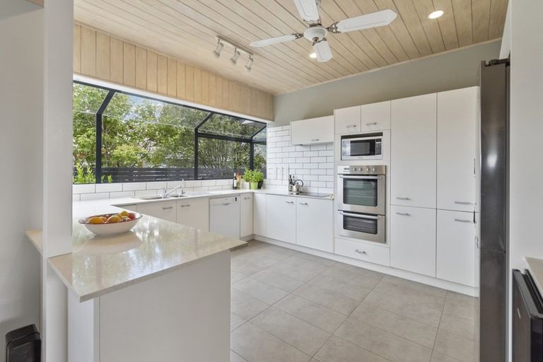 Photo of property in 16 Minchin Crescent, St Andrews, Hamilton, 3200