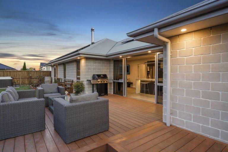 Photo of property in 134 Townsend Road, Rangiora, 7400