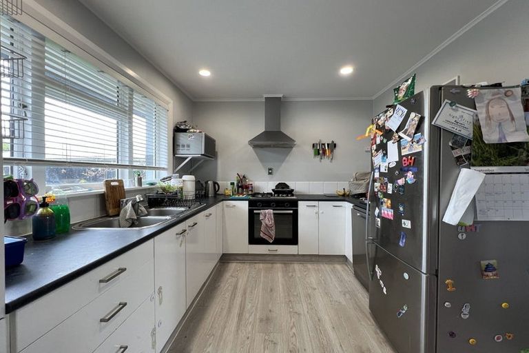 Photo of property in 192 Weston Road, St Albans, Christchurch, 8052